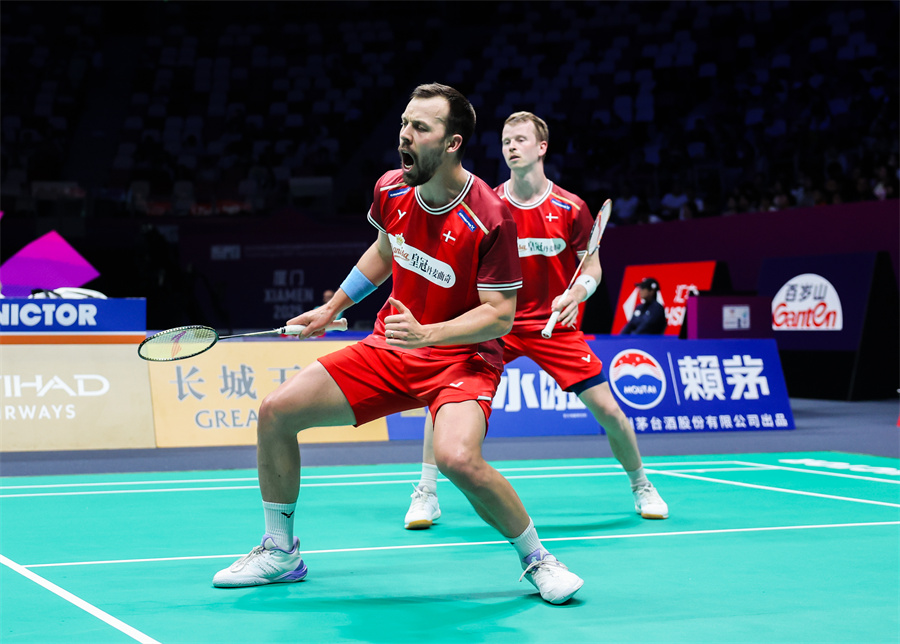 新接手的背 新接手的背