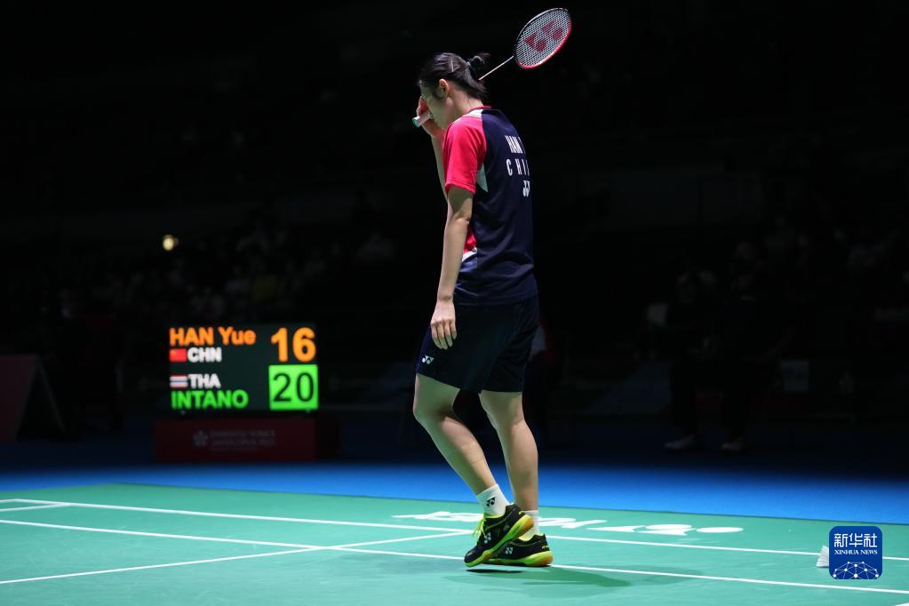 吴卿风奋力 吴卿风奋力